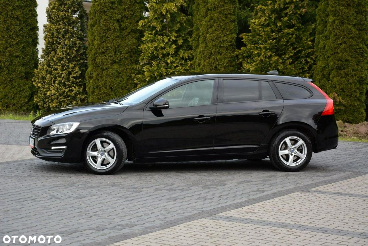 Volvo V60 D4 Geartronic Momentum Pro - 4