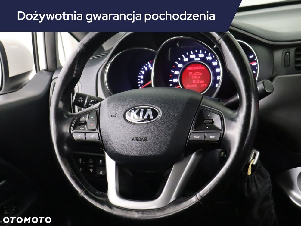 Kia Rio - 21