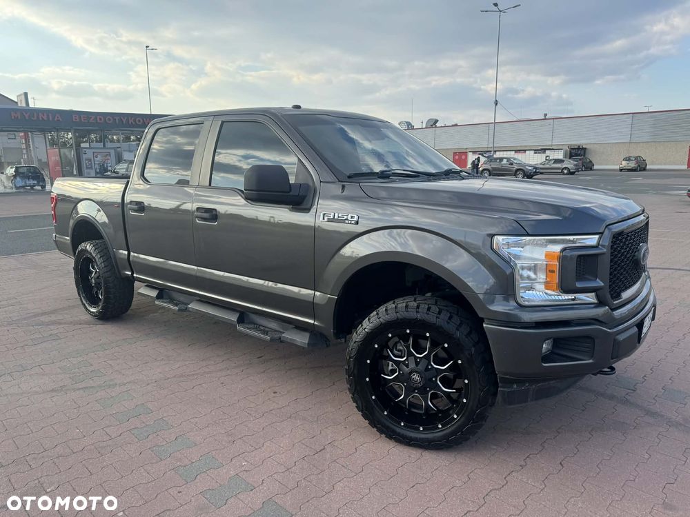 Ford F150 - 4