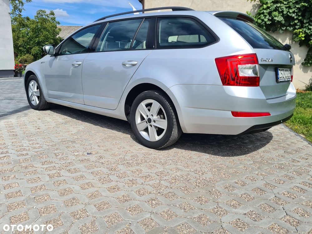 Skoda Octavia 2.0 TDI Ambition DSG - 8