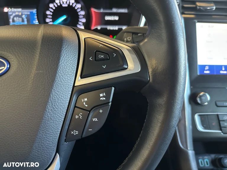 Ford Mondeo 2.0 HEV Trend - 23