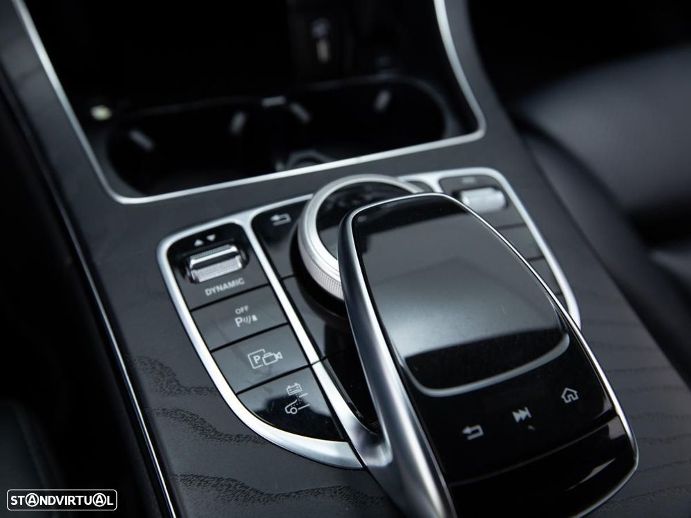 Mercedes-Benz C 300 de AMG Line - 24