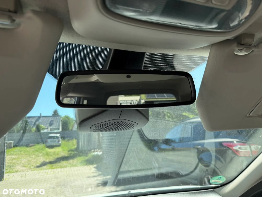 Ford Tourneo Connect 1.5 TDCi Trend - 17