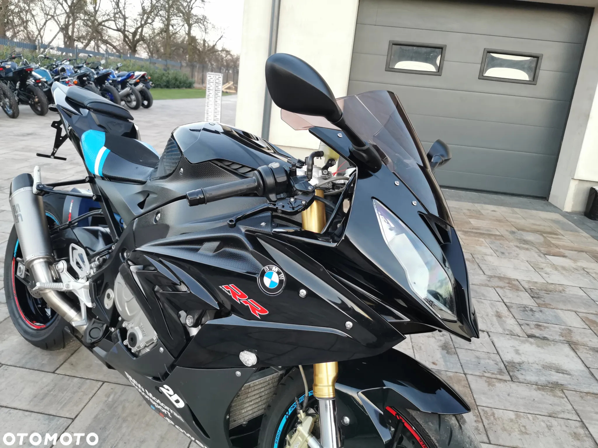 BMW S - 23