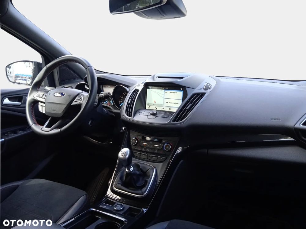 Ford Kuga 1.5 EcoBoost 2x4 ST-Line - 34