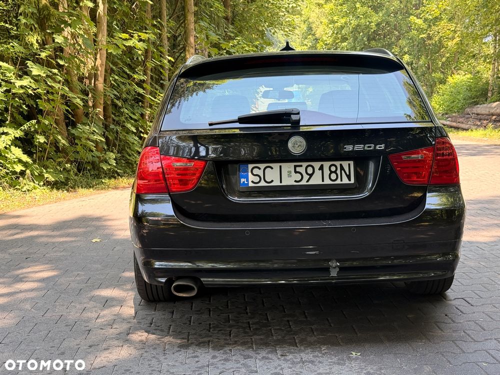 BMW Seria 3 ver-320d-xdrive - 6