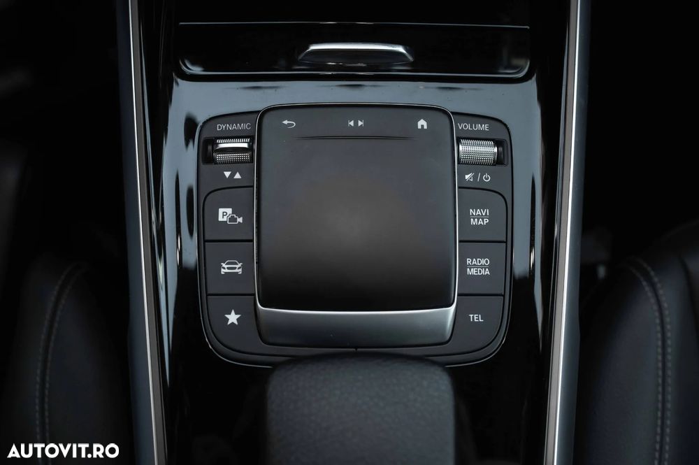 Mercedes-Benz GLB 250 4MATIC Aut. - 31