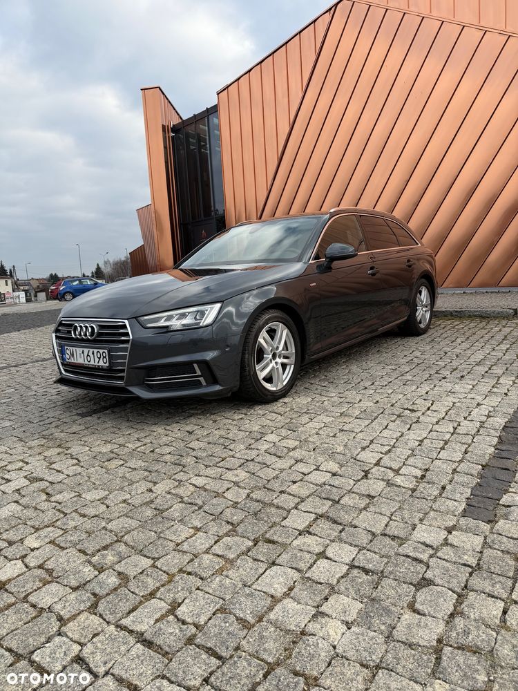 Audi A4 Avant 2.0 TDI Quattro S tronic - 11