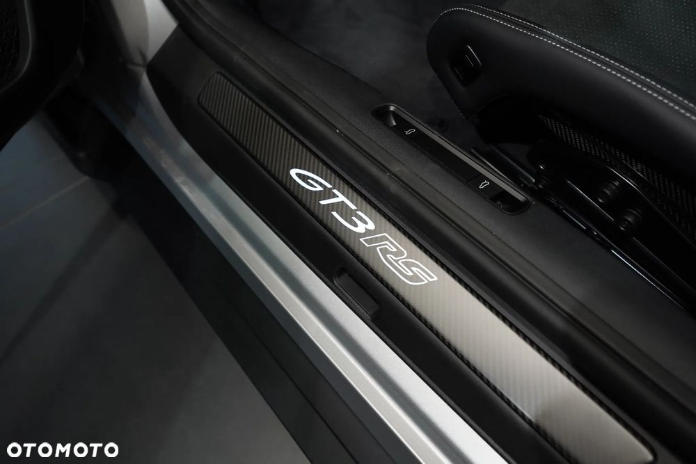 Porsche 911 GT3 RS - 23
