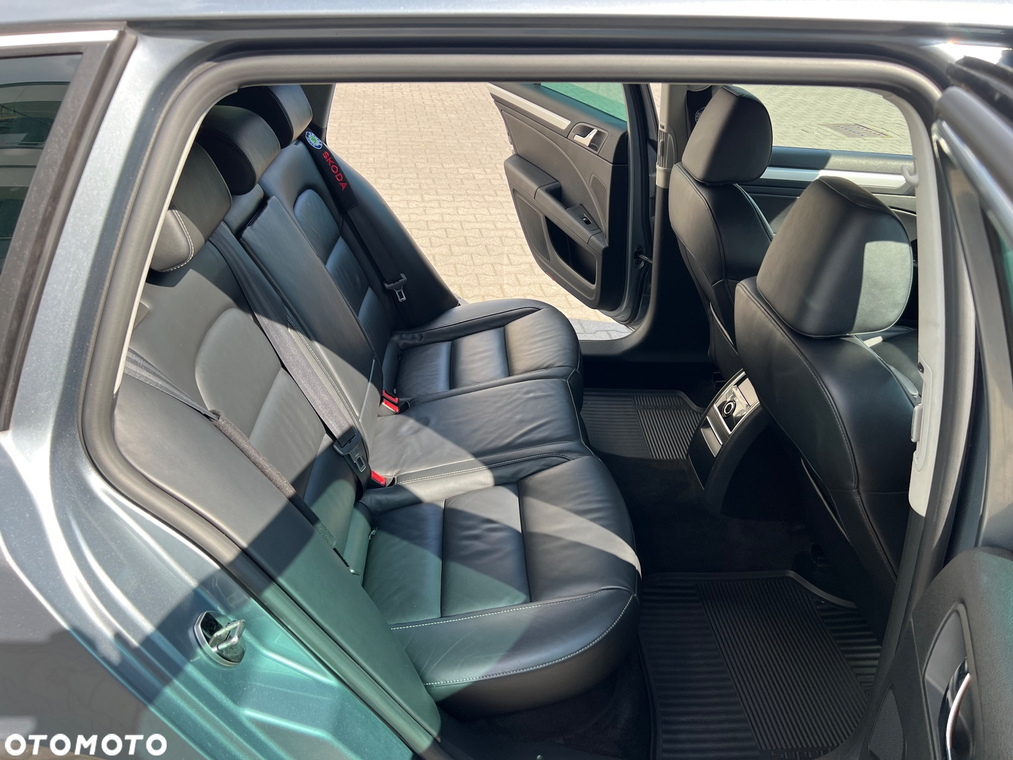 Skoda Superb 1.8 TSI DSG Elegance - 12