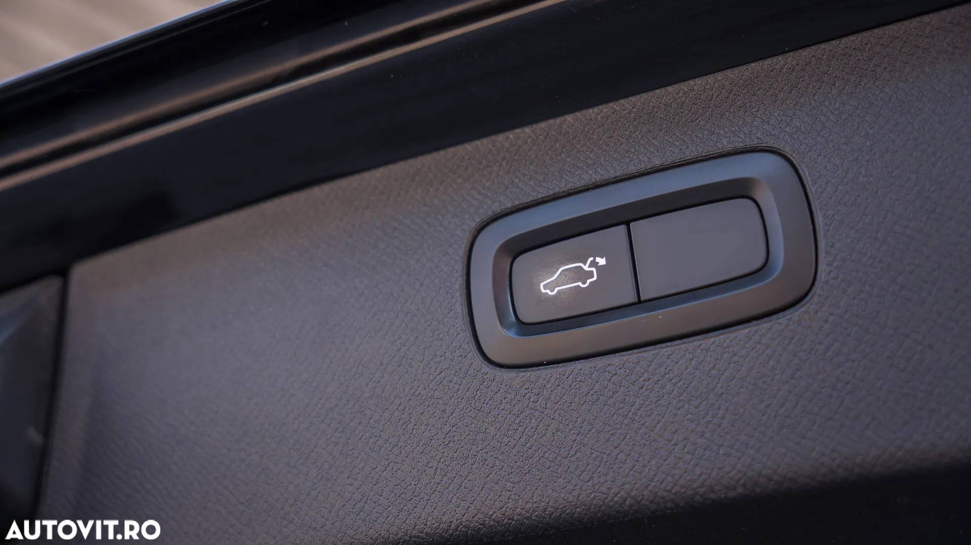 Volvo XC 90 T8 AWD Twin Engine Geartronic Momentum - 26