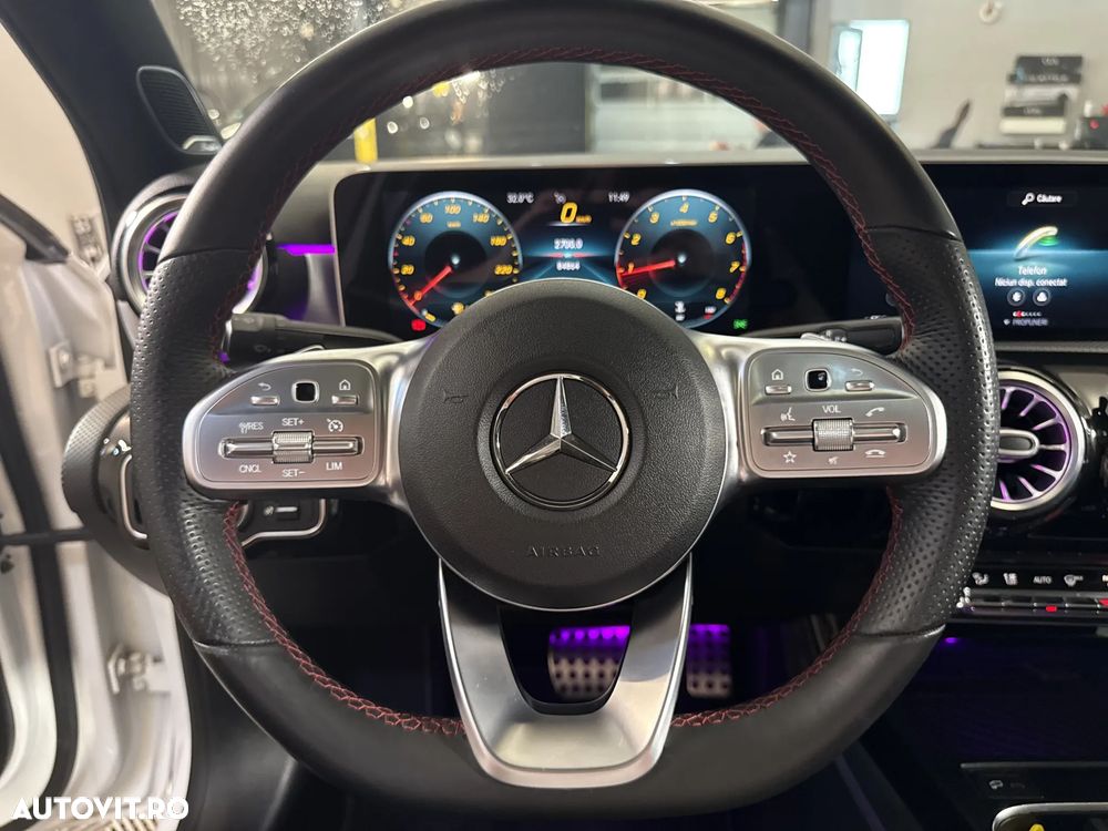 MERCEDES-BENZ A-Class 2019 — imagine 16