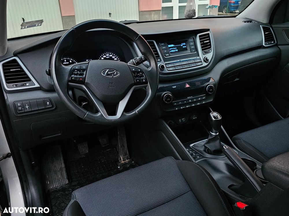 Hyundai Tucson 1.6 T-GDi 4WD 6MT Style - 5