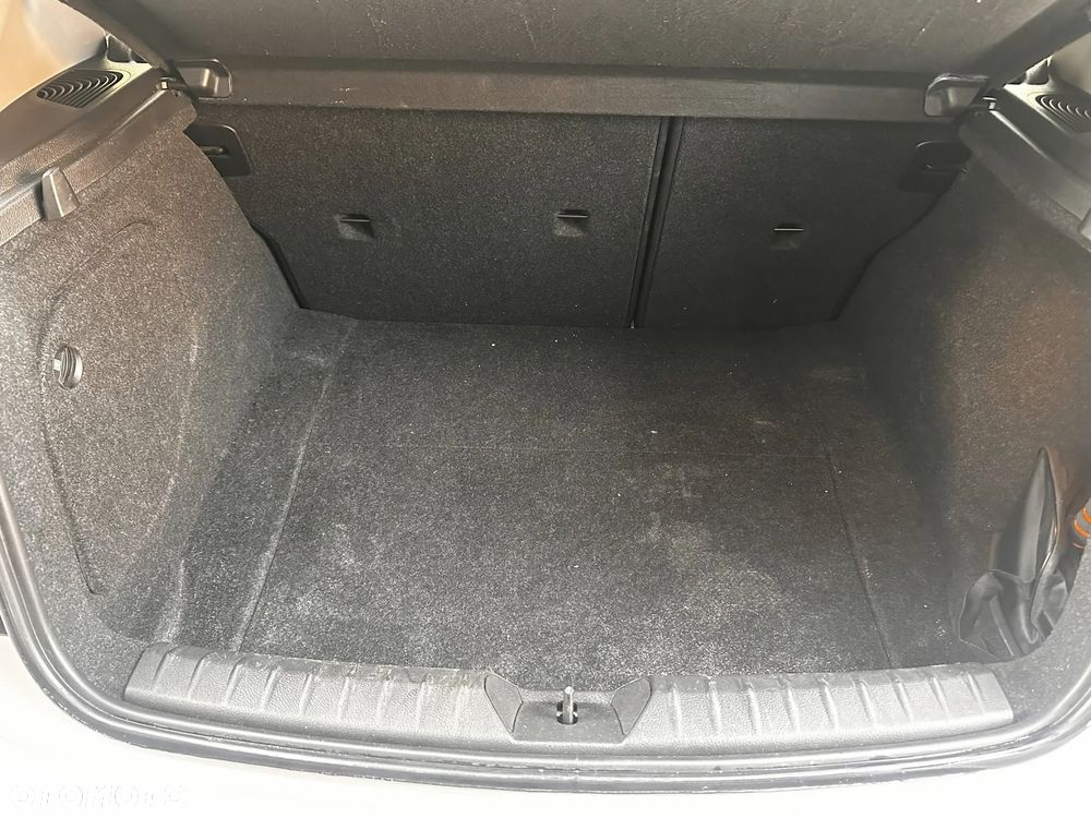 BMW Seria 1 114i - 9