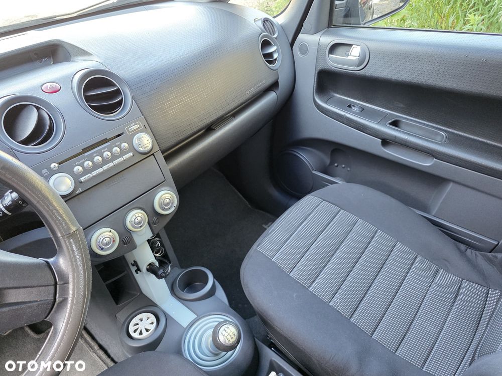 Mitsubishi Colt - 2