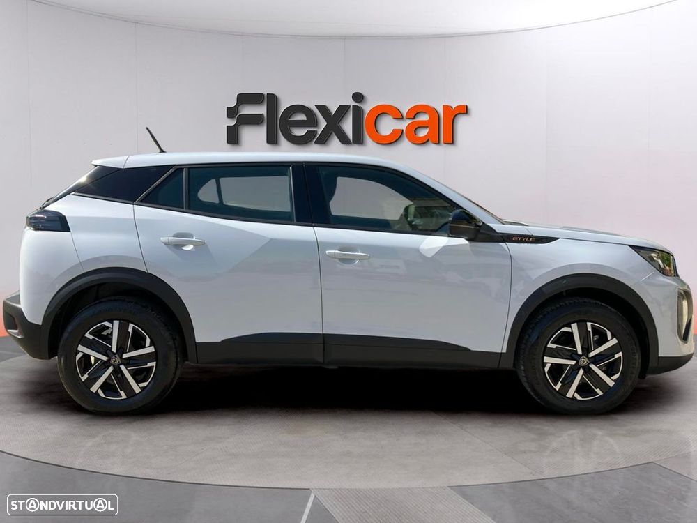 Peugeot 2008 1.2 Hybrid Style e-DCS6 - 9