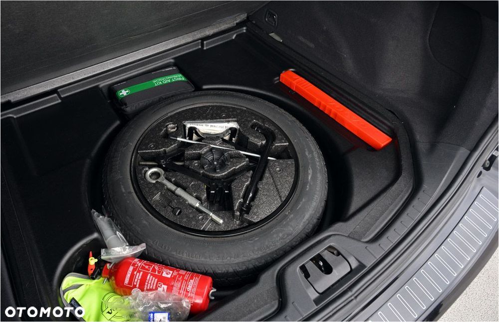 Volvo V60 D3 Drive-E Kinetic - 32