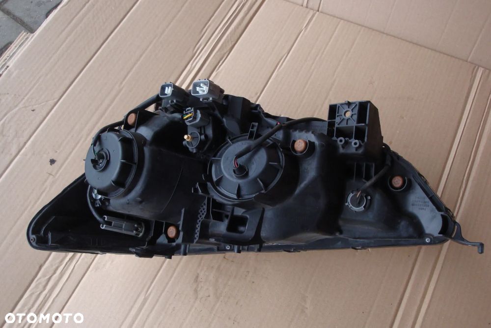 MITSUBISHI ASX lampa prawa przednia stan bdb EU - 4