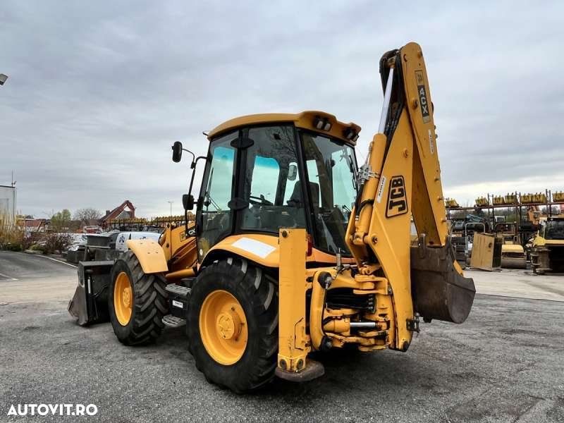 JCB 4CX - 10