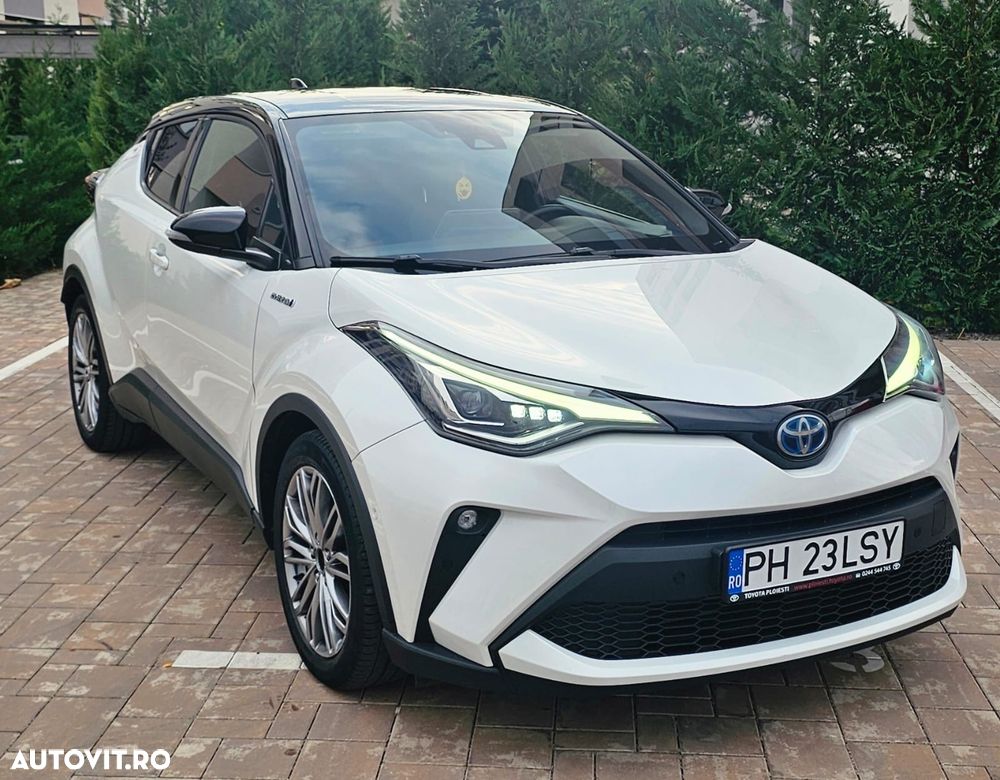 Toyota C-HR 2.0 HSD 184 CP 4x2 CVT Classy Bi-Tone - 9