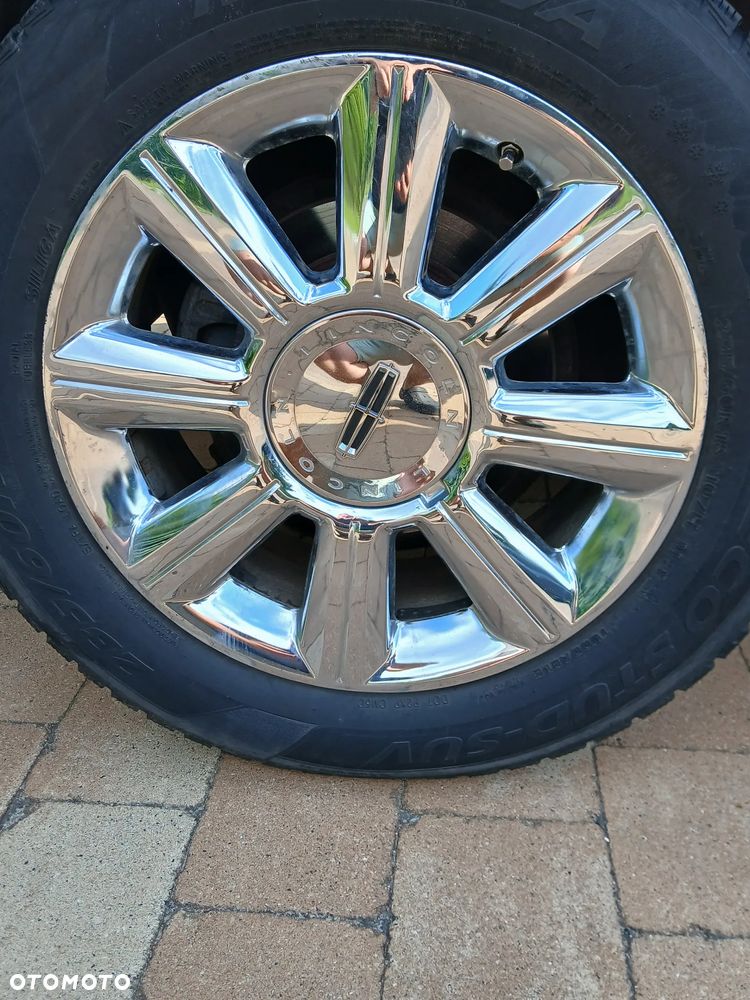 Lincoln MKX - 12