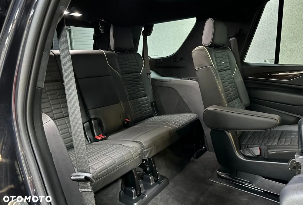 Cadillac Escalade 6.2 V8 AWD AT Platinum - 9