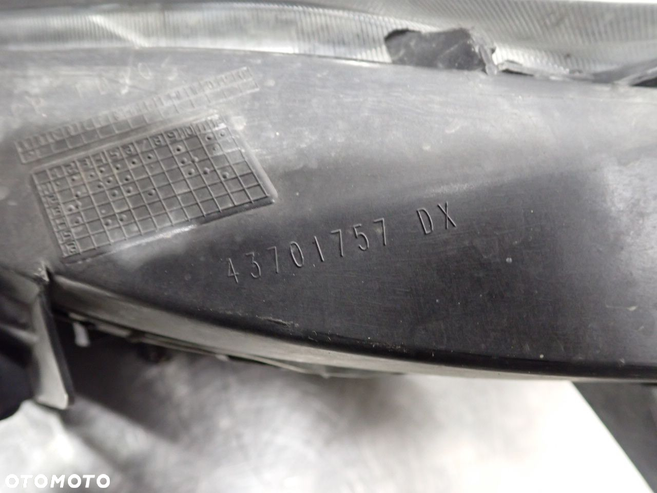 LAMPA PRAWA PRZEDNIA SOCZEWKA FIAT BRAVO II LIFT 00518778830 - 11