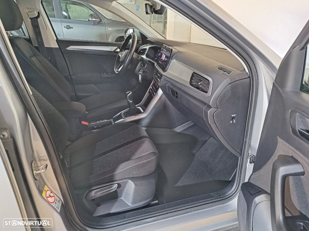 VW T-Roc 1.0 TSI Urban - 15