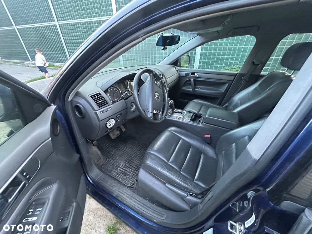 Volkswagen Touareg 3.2 V6 Automatik - 10