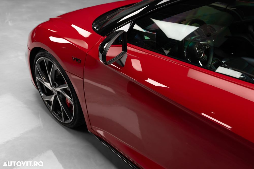 Audi R8 - 8