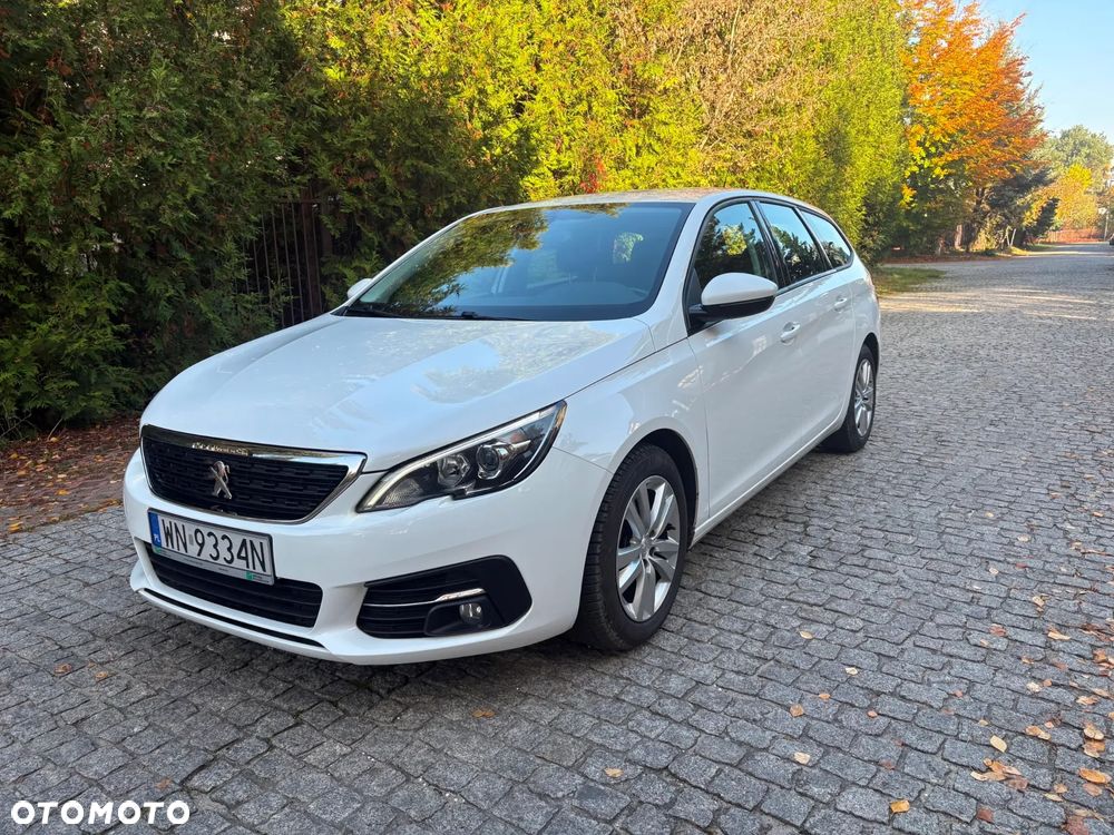Peugeot 308 2021 photo 2