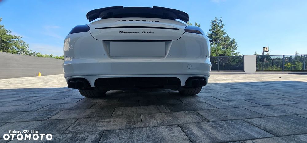 Porsche Panamera Turbo - 6