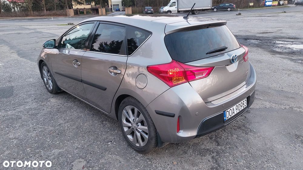 Toyota Auris - 14