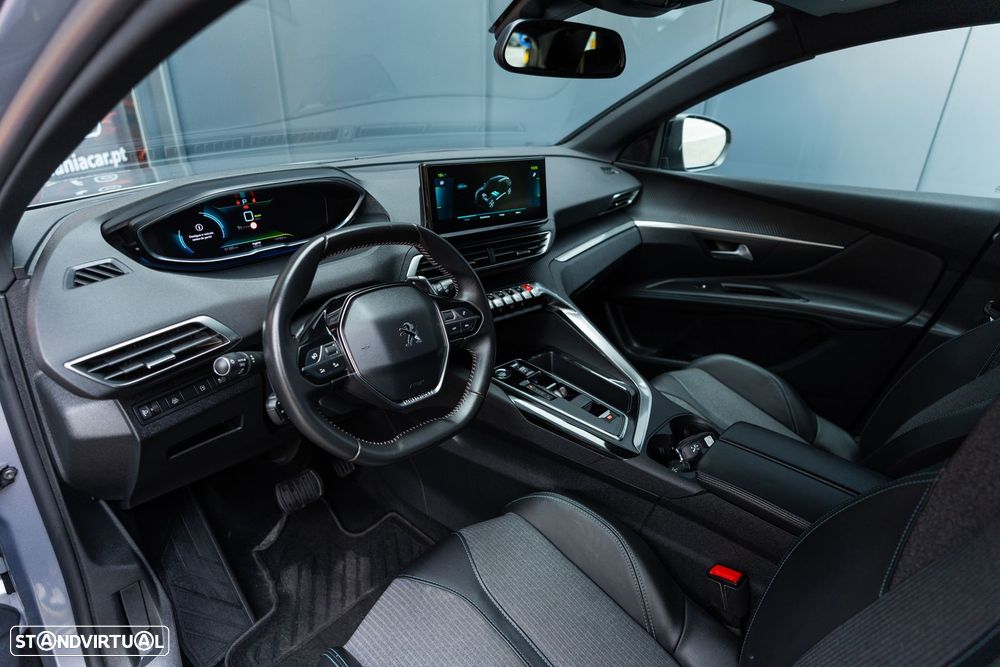 Peugeot 3008 1.6 Hybrid Allure e-EAT8 - 8