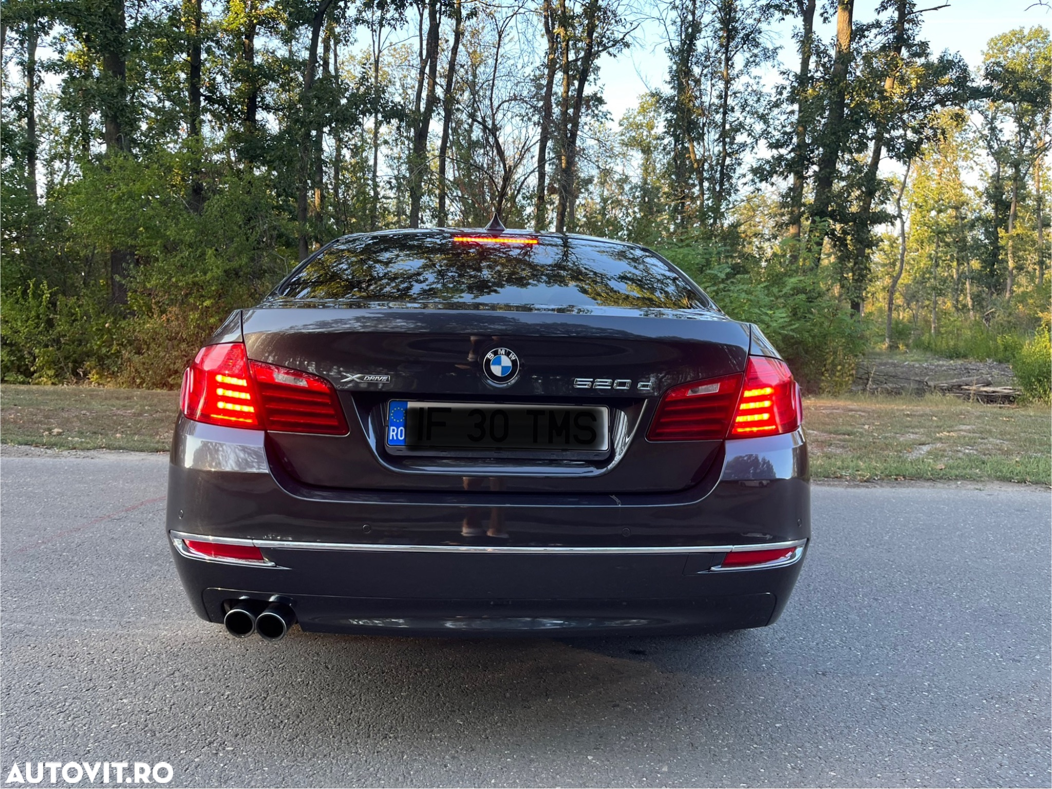 BMW Seria 5 520d xDrive Touring Aut. Luxury Line - 7