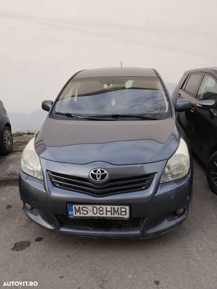 Toyota Verso 2.0 D-4D DPF Luna - 1