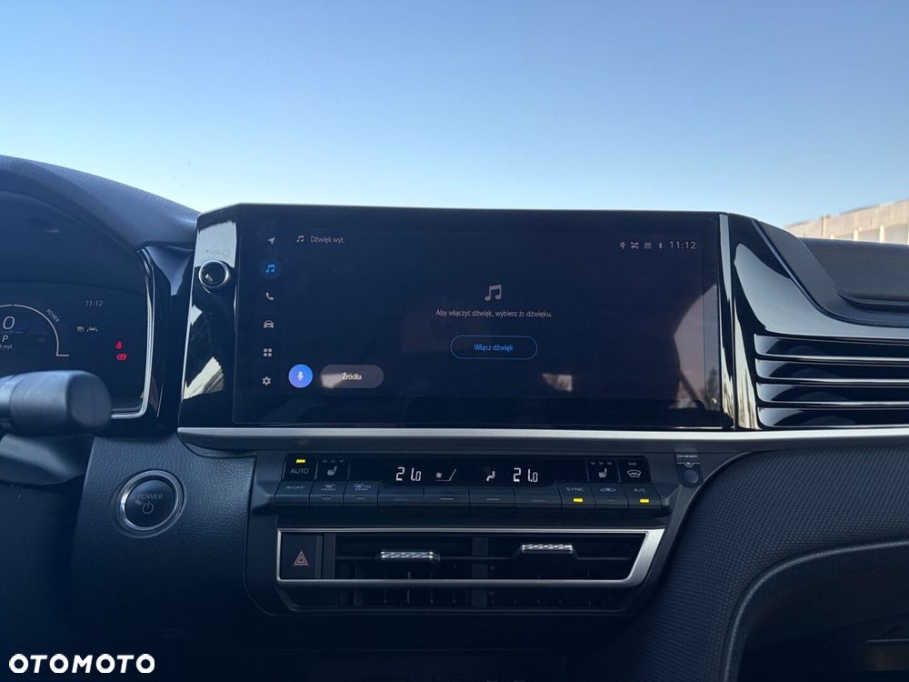 Toyota Camry - 14