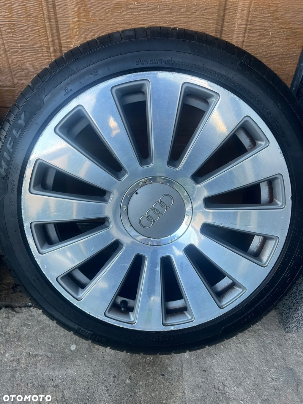 FELGI ALUMINIOWE AUDI A8 S8 D3 4E0601025N 19 5X112 8,5J ET45 KOMPLET - 4