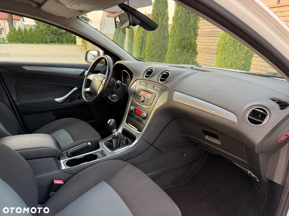 Ford Mondeo 2.0 TDCi S - 27