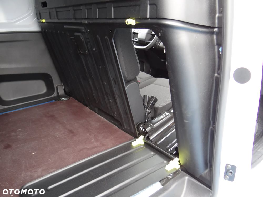 Opel COMBO - 14