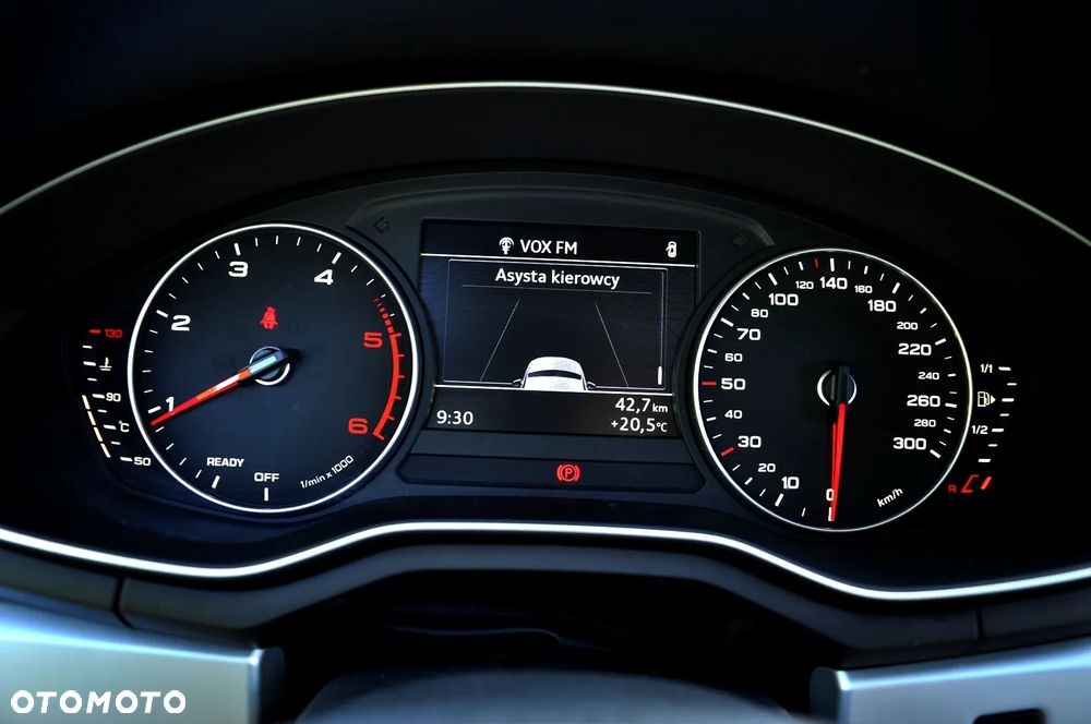 Audi A4 Avant 2.0 TDI Design - 37