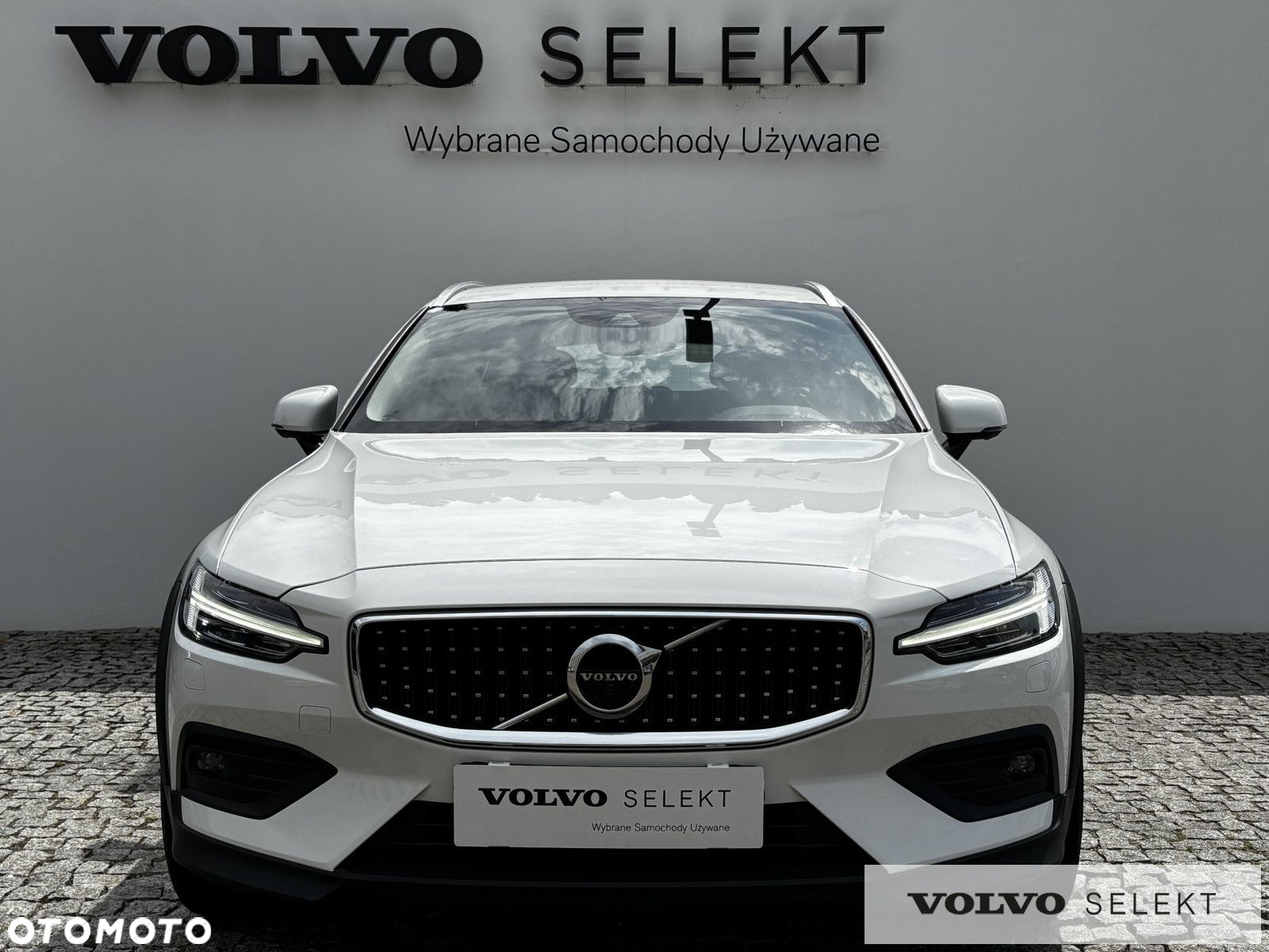Volvo V60 Cross Country - 5