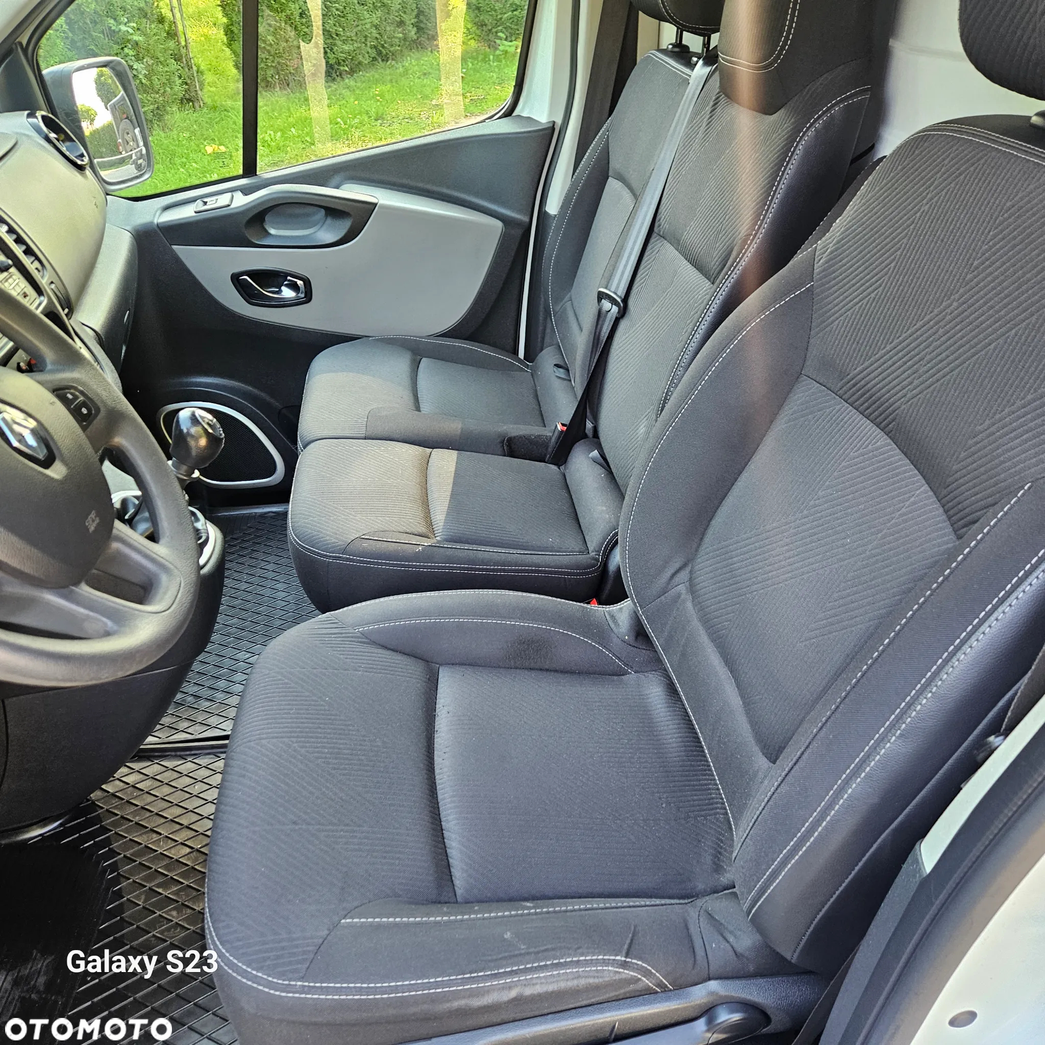 Renault TRAFIC - 16
