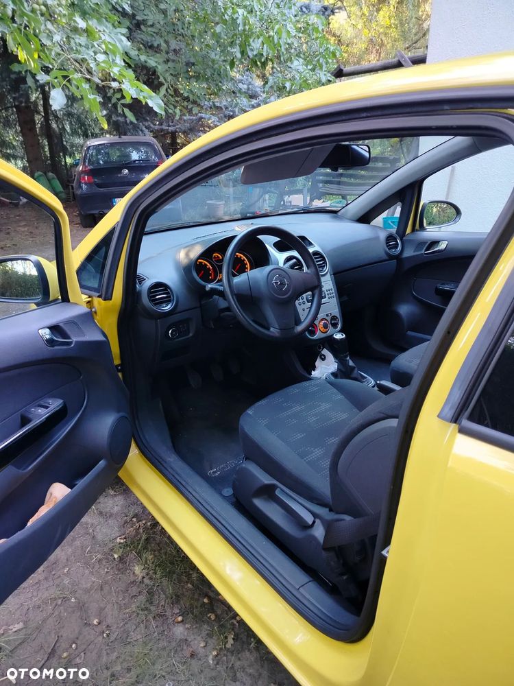 Opel Corsa 1.2 16V - 3
