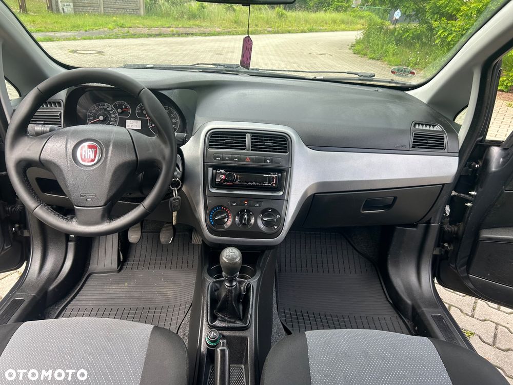Fiat Grande Punto 1.2 8V - 15