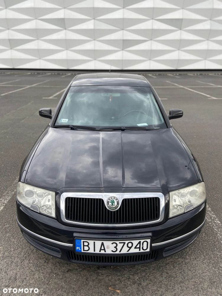 Skoda Superb 2.8 V6 Elegance - 8
