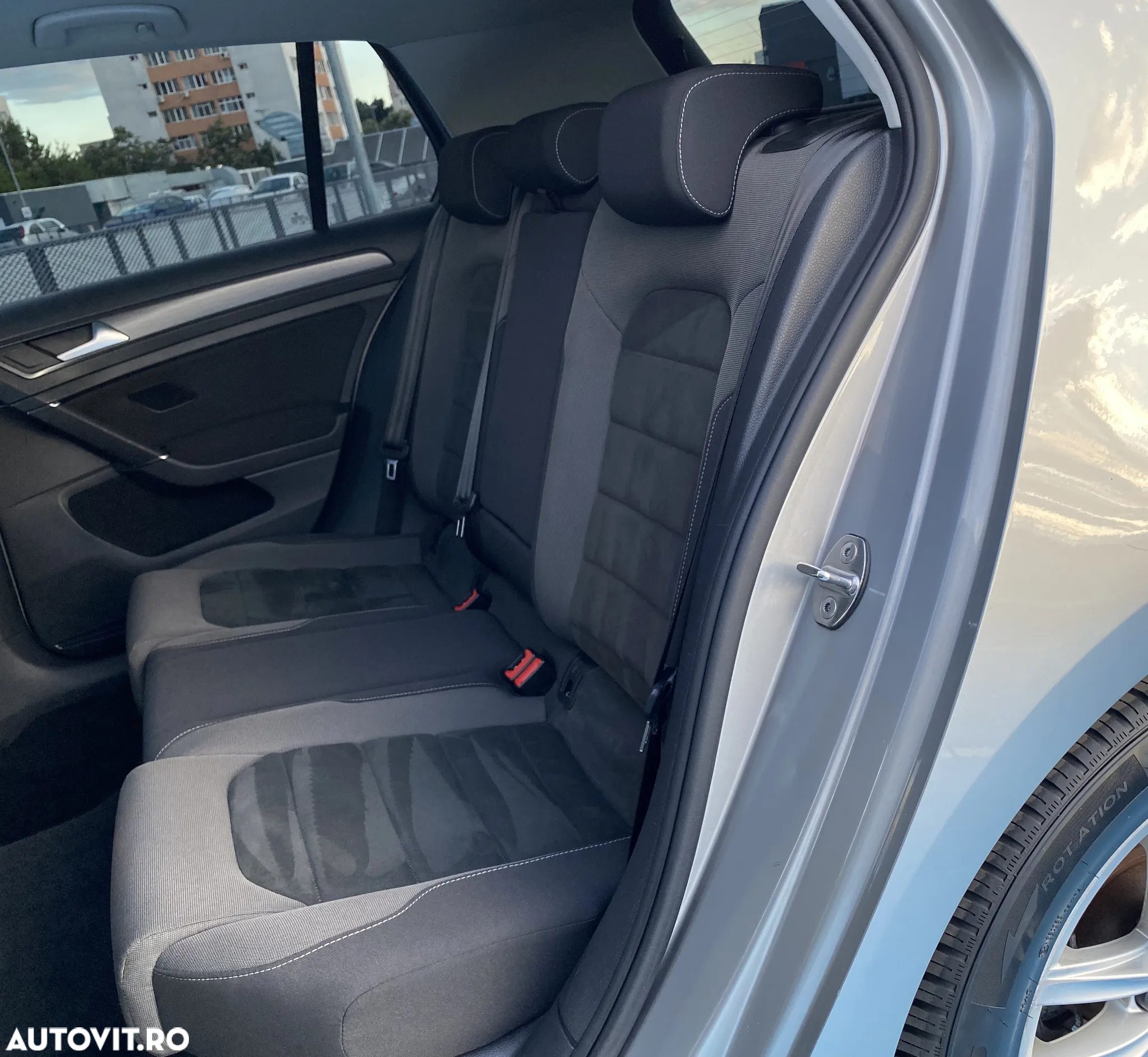 Volkswagen Golf 1.4 TSI (BlueMotion Technology) DSG Highline - 27