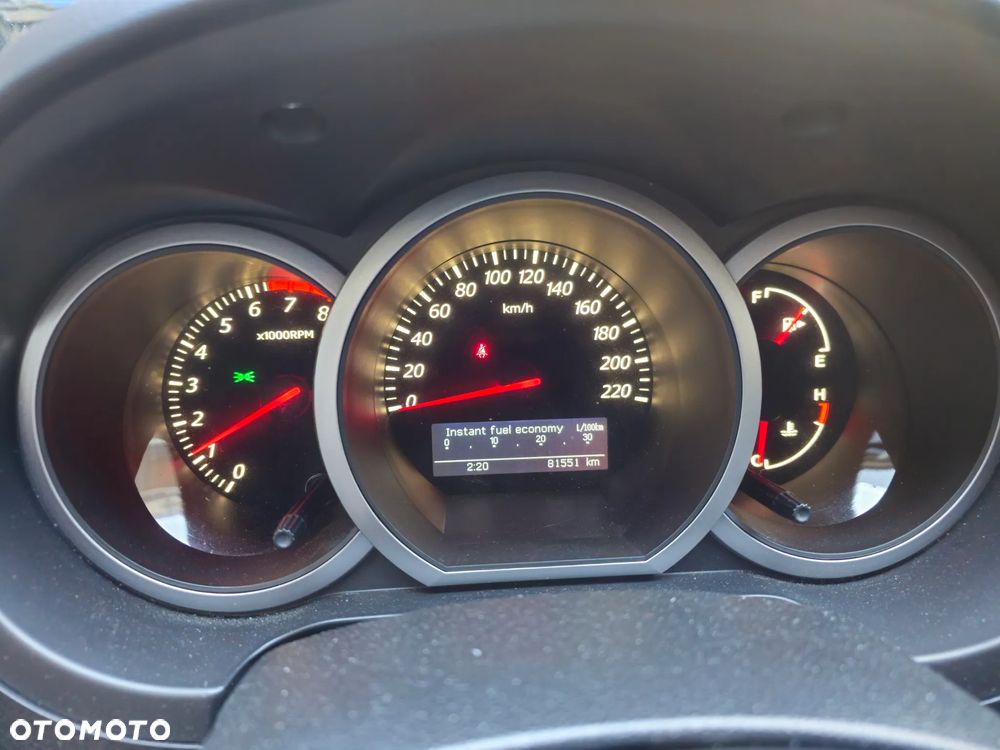 Suzuki Grand Vitara 2.4 Premium EU5 - 11