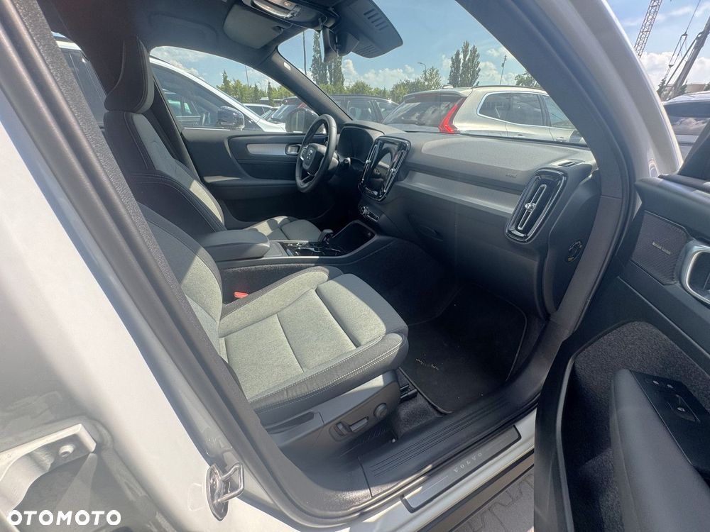 Volvo XC 40 - 31