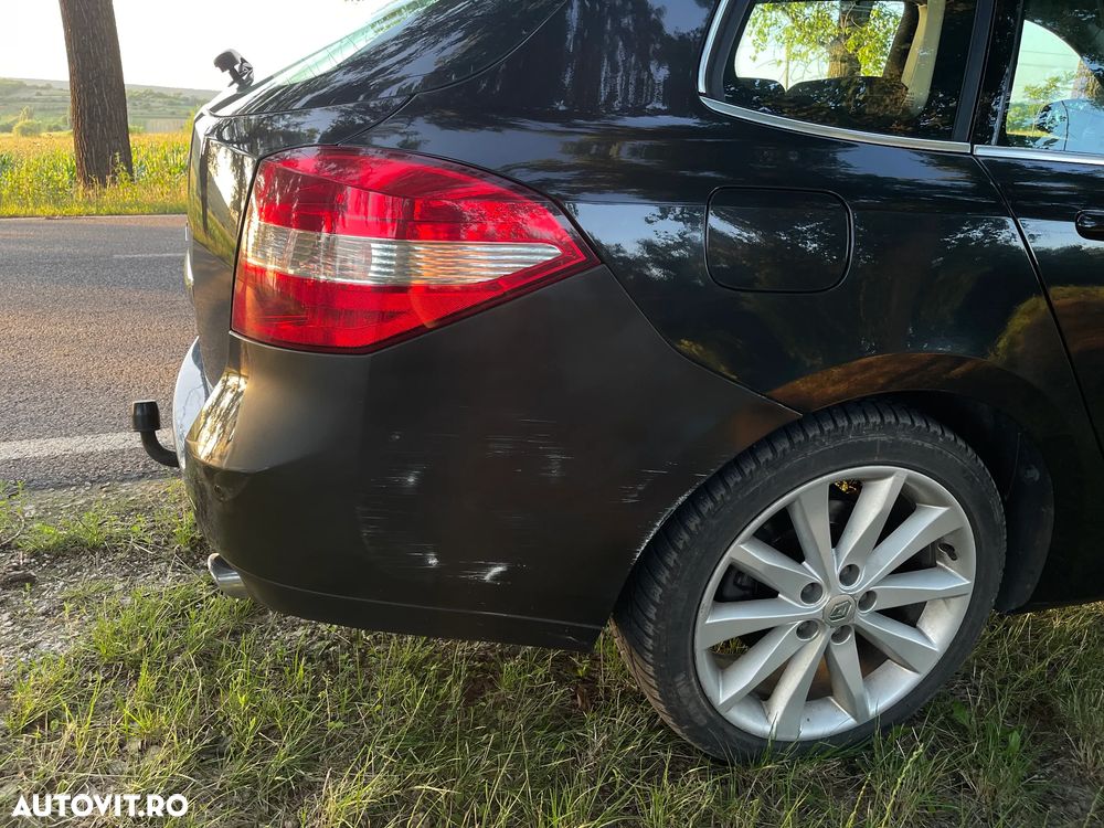 Renault Laguna dCi 150 FAP Start-Stop Dynamique - 9